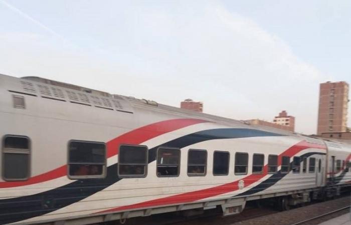 رحلة
      العمل
      اليومية
      عبء
      متزايد
      يرهق
      أسراً
      مصرية