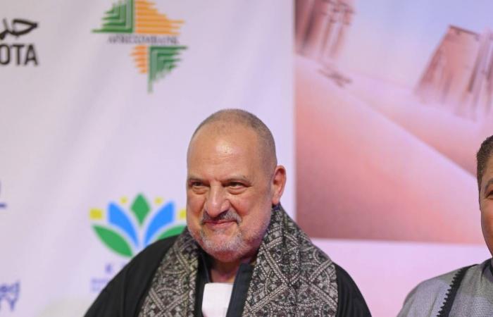 «الأقصر
      للسينما
      الأفريقية»
      يحتفي
      بمسيرة
      ريهام
      عبد
      الغفور
      الفنية