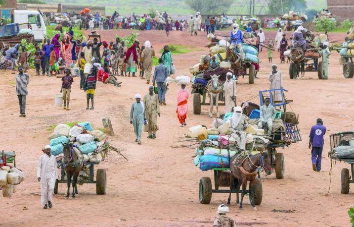 السودان
      يمدد
      فتح
      معبر
      «أدري»
      مع
      تشاد
      وسط
      ضغوط
      دولية