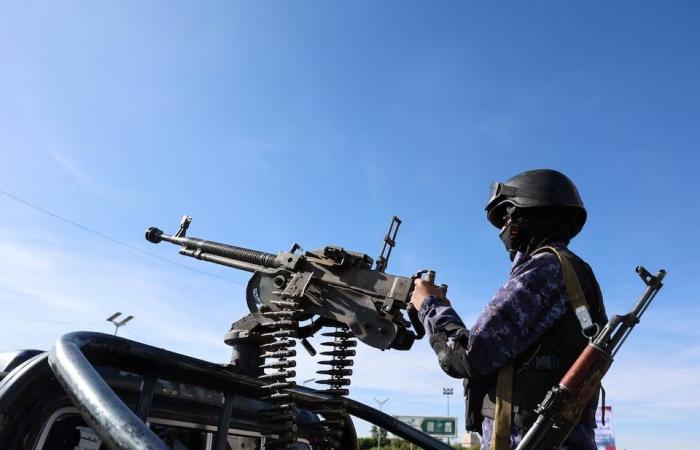 «أسبيدس»
      تعزز
      إجراءات
      الحماية
      في
      البحر
      الأحمر
      وخليج
      عدن