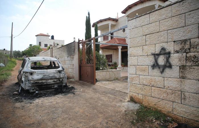 «الأونروا»
      تطالب
      بالتحقيق
      في
      مقتل
      390
      من
      موظفيها
      خلال
      حرب
      غزة