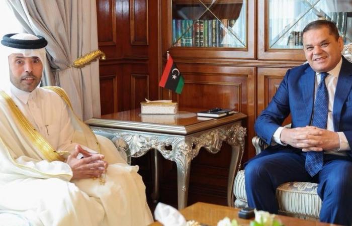 رئيس حكومة الوحدة الوطنية الليبية يجتمع مع سفير دولة قطر