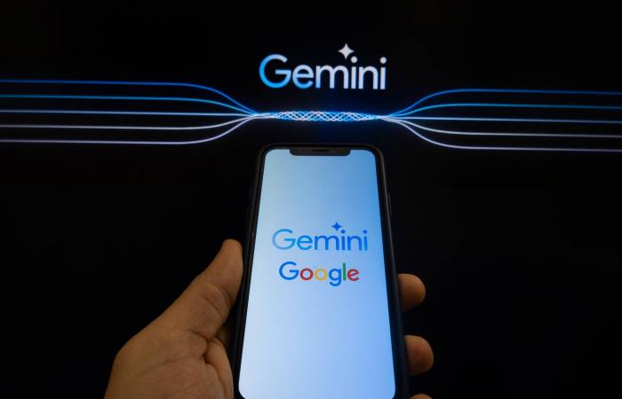 «غوغل»
      تتيح
      نقل
      سجل
      المحادثات
      والتفضيلات
      إلى
      «جيميناي»