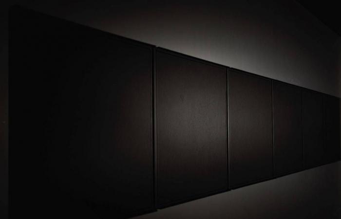 سعيد
      قمحاوي
      في
      «بقاء
      مؤقت»:
      تجربة
      مفتوحة
      على
      تحوّلات
      المادة