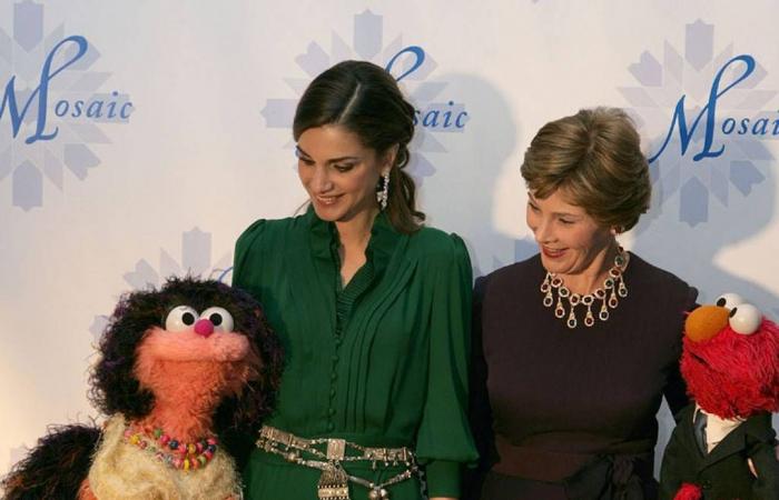 سجن
      جدة
      بالخطأ
      لمدة
      5
      أشهر
      بعد
      اتهامها
      عبر
      الذكاء
      الاصطناعي