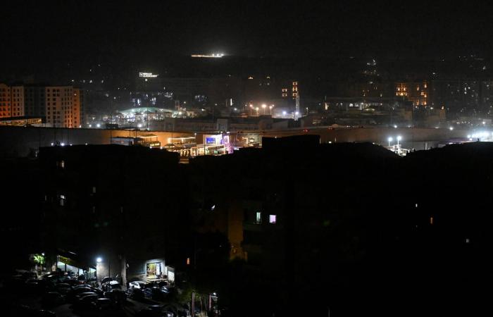 مصر تعدل مواعيد غلق المحال والمراكز التجارية لمدة أسبوع