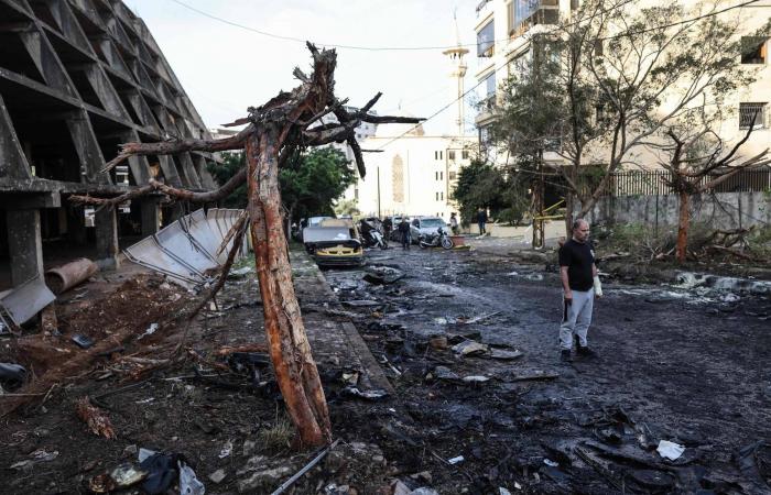 باريس
      تندد
      بـ«ترهيب
      غير
      مقبول»
      لقوات
      حفظ
      السلام
      الفرنسية
      في
      لبنان