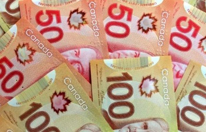 ارتفاع
      الحد
      الأدنى
      للأجور
      في
      أونتاريو..
      إليك
      ما
      تريد
      معرفته