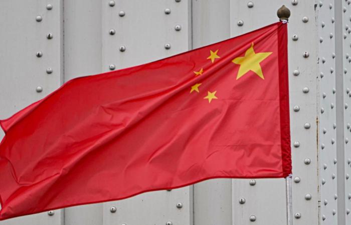 هل تضع الصين نفسها في موقف وسيط سلام بين أمريكا وإيران؟