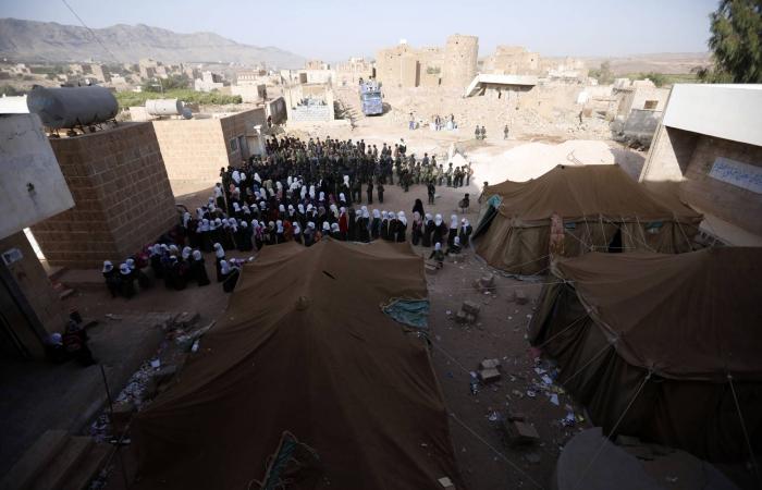 مدارس
      الحوثيين
      في
      اليمن...
      معسكرات
      تجنيد
      مبكّر