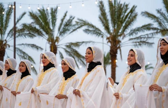 مهرجان
      الفنون
      التقليدية
      يحتفي
      بأصالة
      وتنوع
      الموروث
      السعودي