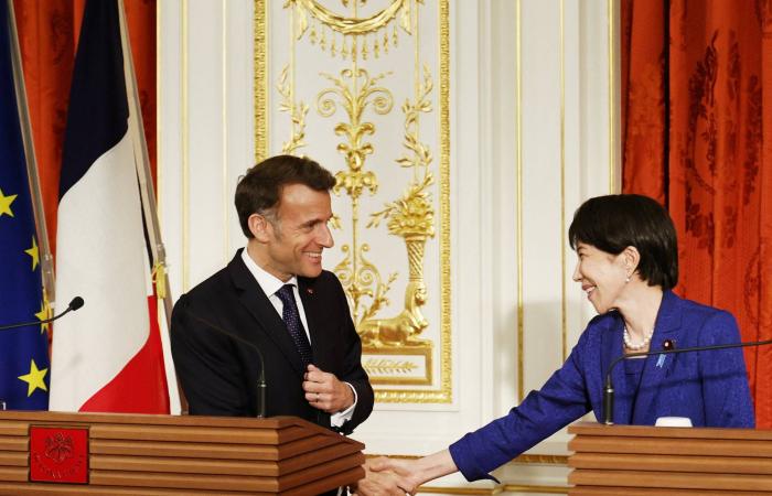 اليابان
      وفرنسا
      تتفقان
      على
      زيادة
      التنسيق
      بشأن
      مضيق
      هرمز
      وحرب
      إيران