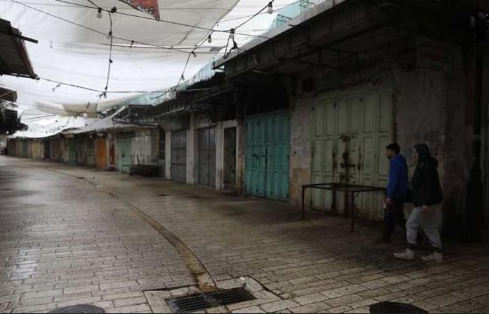 تنديدا بـإعدام الأسرى.. إضراب عام يشل الحياة في الضفة الغربية