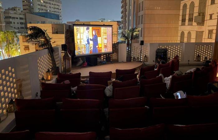 من
      «البلد»
      إلى
      الباحة…
      كيف
      تراهن
      سينما
      مستقلة
      على
      مدن
      لم
      تصل
      إليها
      الشاشات
      بعد؟