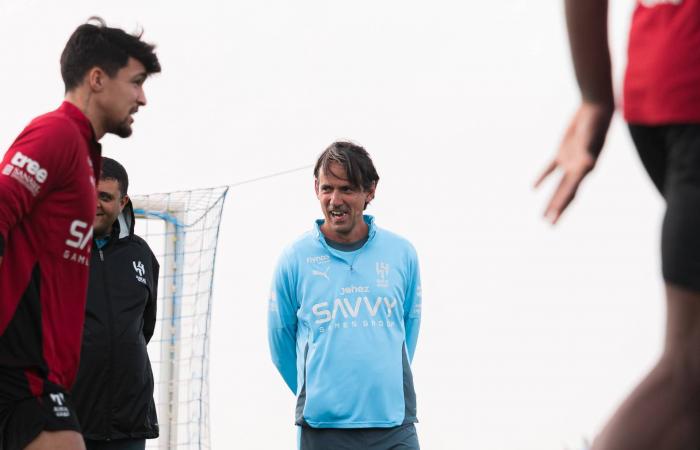 إصابة
      إسلام
      عيسى
      نجم
      مصر
      بقطع
      صليبي...
      ويغيب
      عن
      المونديال