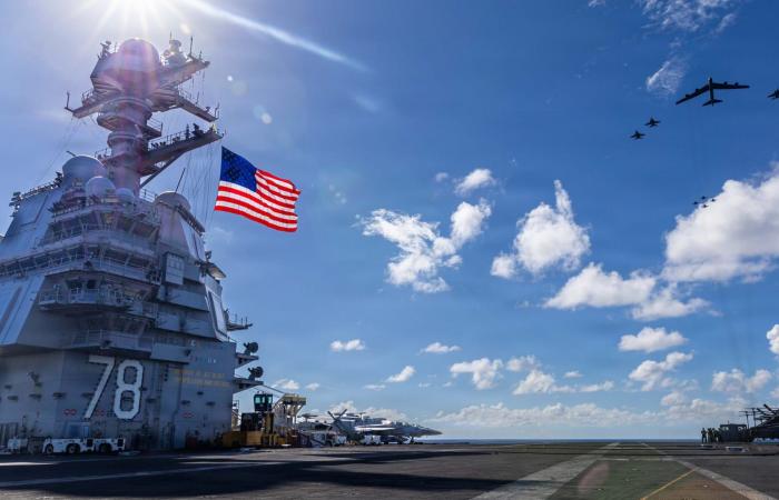 الجيش الأمريكي يصدر بيانا عن "أكبر حاملة طائرات": "جاهزة لتنفيذ مهامها القتالية"