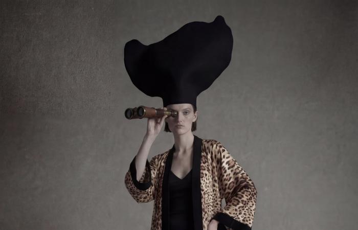 "أتيلييه حكايات".. قصص وذكريات سعودية تتحوّل إلى أزياء معاصرة