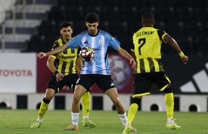 الوكرة يفوز على نادي قطر برباعية في الجولة 20 بدوري نجوم بنك الدوحة