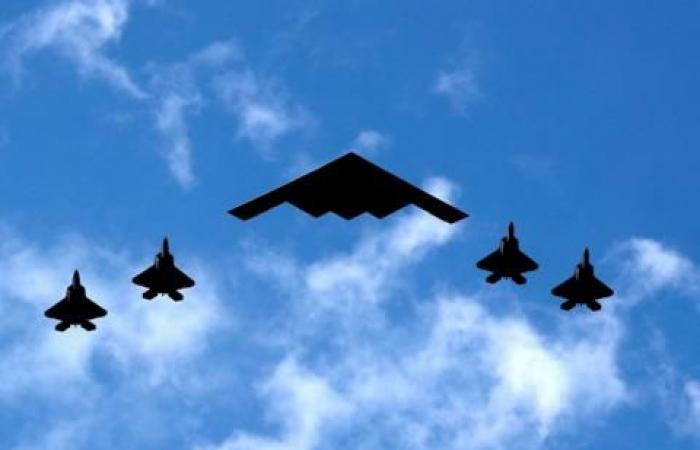 ترامب "عازم" على ضرب جسور ومحطات توليد الطاقة الإيرانية، والحرب تكلف واشنطن ثمناً باهظاً