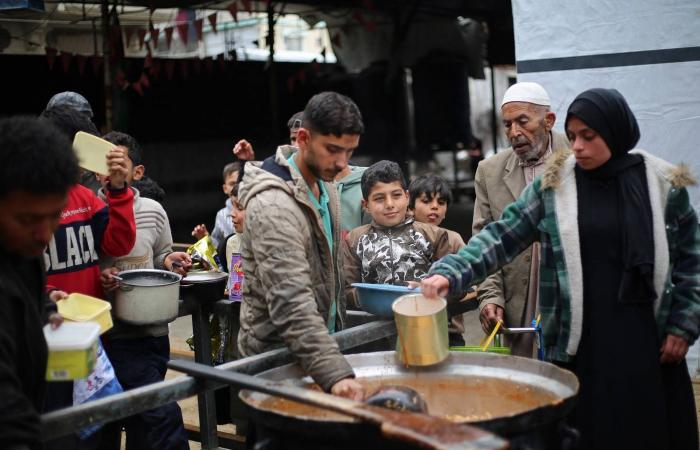 إسرائيل
      تتحضر
      لمعركة
      «بنت
      جبيل»