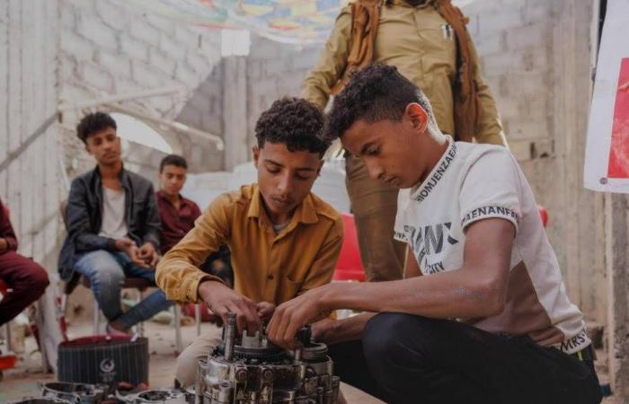 ألغام
      الحوثيين
      تفتك
      بأطفال
      اليمن
      رغم
      التهدئة
      على
      الجبهات