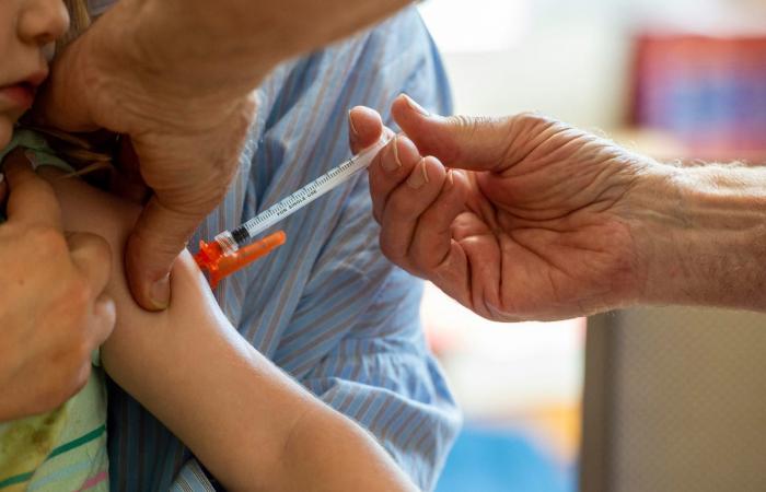 "الزيز".. متحوّر جديد من "كوفيد-19" ينتشر في أنحاء الولايات المتحدة