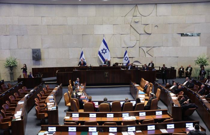 بوتين
      وإردوغان
      يدعوان
      إلى
      وقف
      فوري
      لإطلاق
      النار
      في
      الشرق
      الأوسط