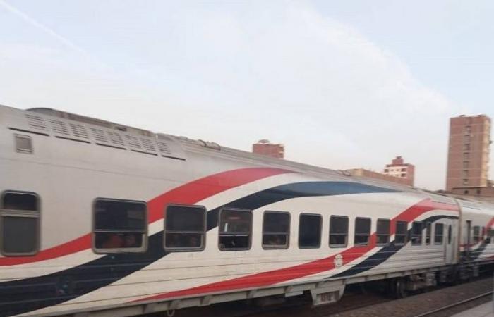 إجراءات
      «التقشف
      الحكومي»
      في
      مصر
      تطول
      المواصلات
      العامة