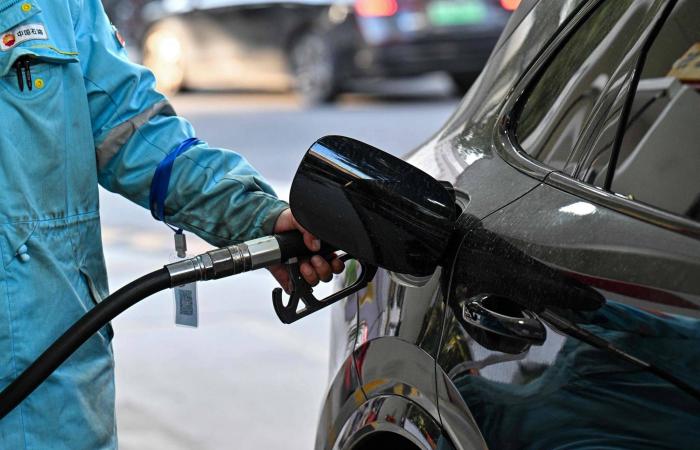 الهند:
      إمدادات
      النفط
      مضمونة
      ولا
      مشكلات
      في
      الدفع
      مقابل
      الواردات
      من
      إيران