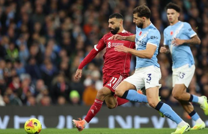 نجم ليفربول يعتذر للجمهور بعد السقوط برباعية أمام سيتي في كأس إنجلترا