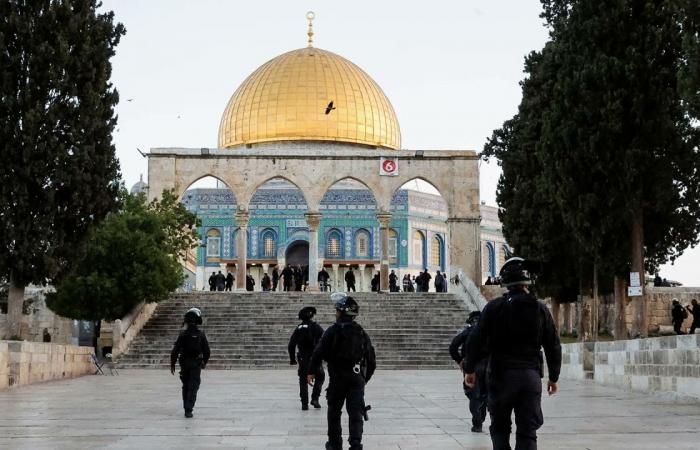 الاحتلال يواصل إغلاق المسجد الأقصى لليوم الـ38 على التوالي