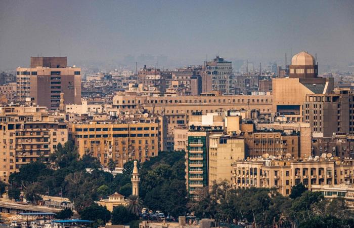 السفارة الأمريكية في مصر تحذر رعاياها وتعدد مواقع "قد تكون أهدافًا محتملة"