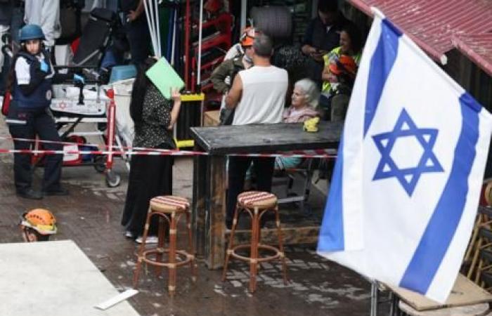 يهدد ترامب بالقضاء على إيران "في ليلة واحدة"، مع اقتراب الموعد النهائي الأمريكي لفتح مضيق هرمز