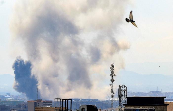 مهلة
      ترمب
      لإيران...
      حافة
      هاوية
      أم
      جولة
      حرب
      أقسى؟