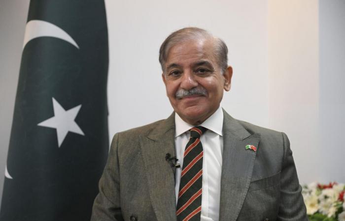 رئيس وزراء باكستان: نثمن دعم قطر والسعودية ومصر وتركيا والصين لجهود الوساطة