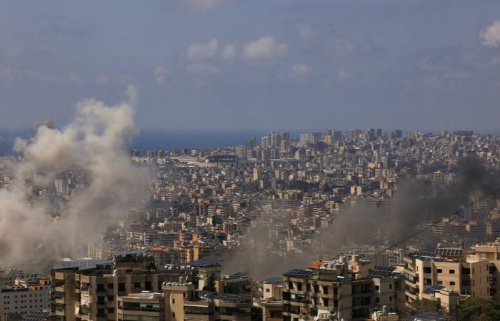 نحو
      100
      هدف...
      الجيش
      الإسرائيلي
      يُنفذ
      أكبر
      حملة
      قصف
      على
      لبنان
      منذ
      بدء
      الحرب