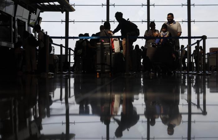 التحول
      الرقمي
      والذكاء
      الاصطناعي
      يعيدان
      تشكيل
      القطاع
      المالي
      السعودي