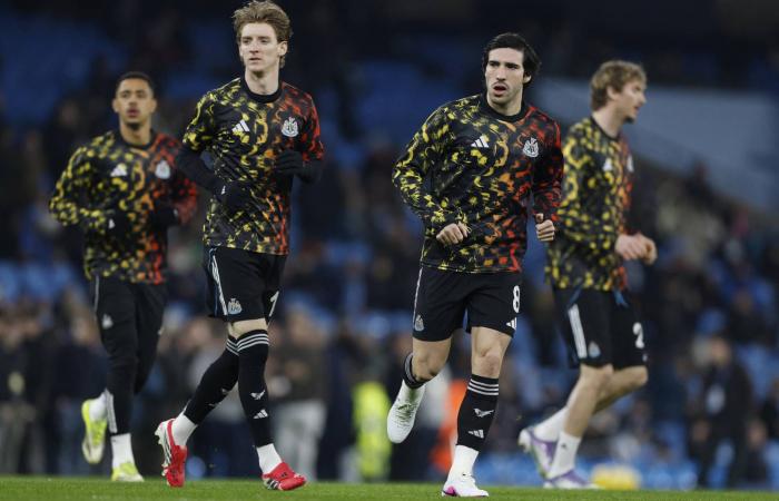 يوفنتوس
      يغري
      إيدرسون
      رغم
      اتفاقه
      مع
      أتلتيكو
      مدريد