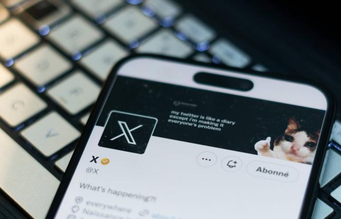 «إكس»
      توسّع
      استخدام
      «غروك»
      بترجمة
      المنشورات
      وتعديل
      الصور