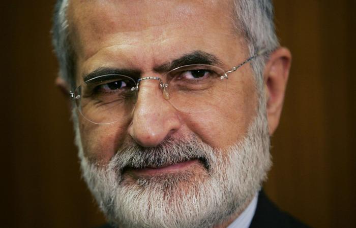 إيران تعلن وفاة مستشار المرشد "متأثراً بجراحه جراء غارة"