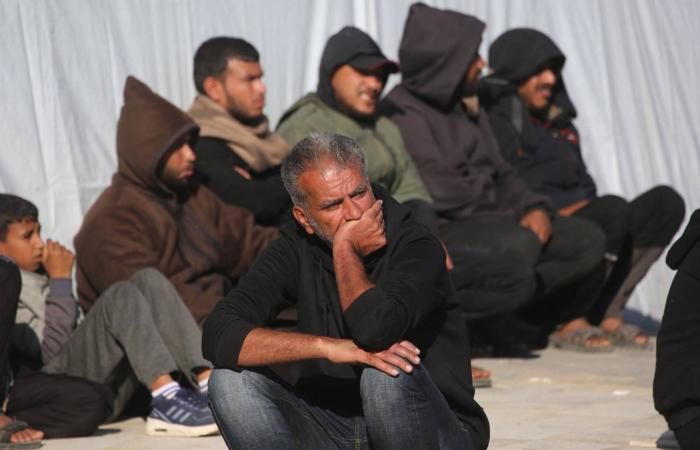 ضغوط
      متزايدة
      على
      «حماس»
      بانتظار
      ردها
      على
      «نزع
      السلاح»