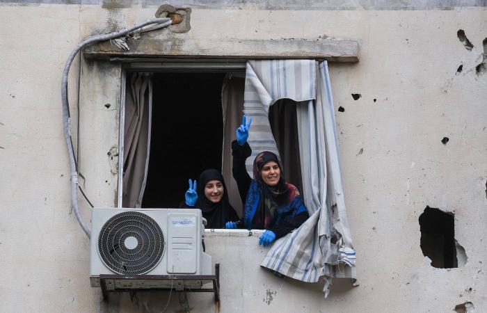 لبنان
      يفرض
      نفسه
      على
      طاولة
      المفاوضات:
      كسر
      لـ«وحدة
      المسار»...
      وضربة
      لحسابات
      «حزب
      الله»