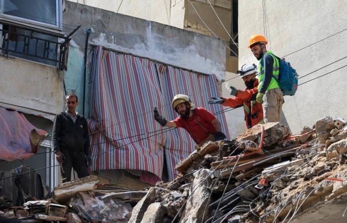 لبنان
      يفرض
      نفسه
      على
      طاولة
      المفاوضات:
      كسر
      لـ«وحدة
      المسار»...
      وضربة
      لحسابات
      «حزب
      الله»