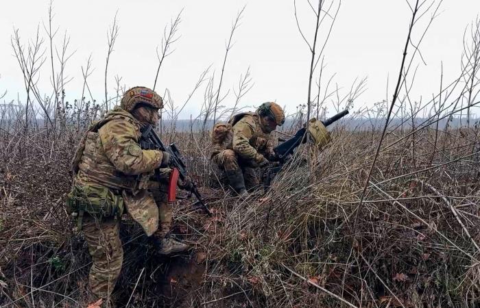 دعوة
      للسلام
      في
      أول
      لقاء
      بين
      ماكرون
      والبابا
      لاوون
      الرابع
      عشر