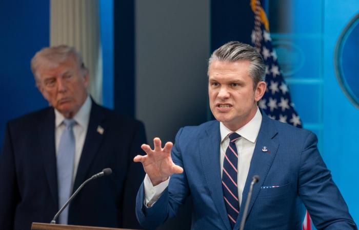 بايدن
      الابن
      يتحدّى
      نجلي
      ترمب
      لخوض
      نزال
      في
      قفص