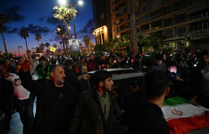 وسط
      دعوات
      الاحتجاج...
      الجيش
      اللبناني
      يحذر
      من
      تحركات
      «قد
      تُعرّض
      السلم
      الأهلي
      للخطر»