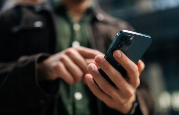 مصر: إطلاق خدمة لتتبع الهواتف المسروقة