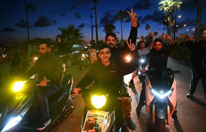 «حزب
      الله»
      يهدد
      سلام
      بالشارع
      لرفضه
      وحدة
      المسارين
      مع
      إيران