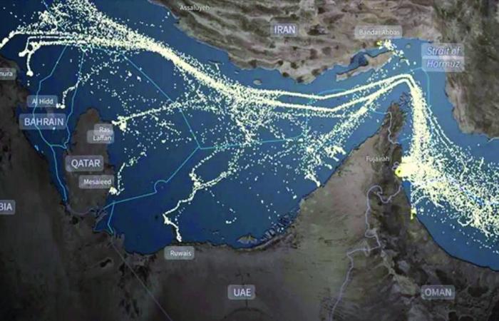 إسلام
      آباد...
      أميركا
      وإيران
      وجهاً
      لوجه