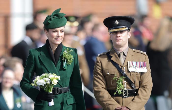 تكرار ارتداء الملابس.. اتجاه تتبعه الأميرات ويخجل الناس من اعتماده